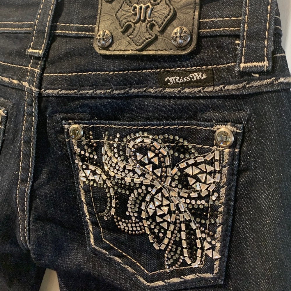 Low rise boot cut dark denim Miss Me Jeans
